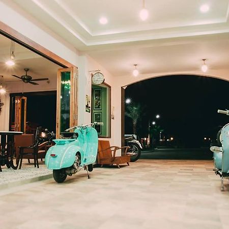 Aparthotel Baan Kiang Wang Phetchaburi Esterno foto