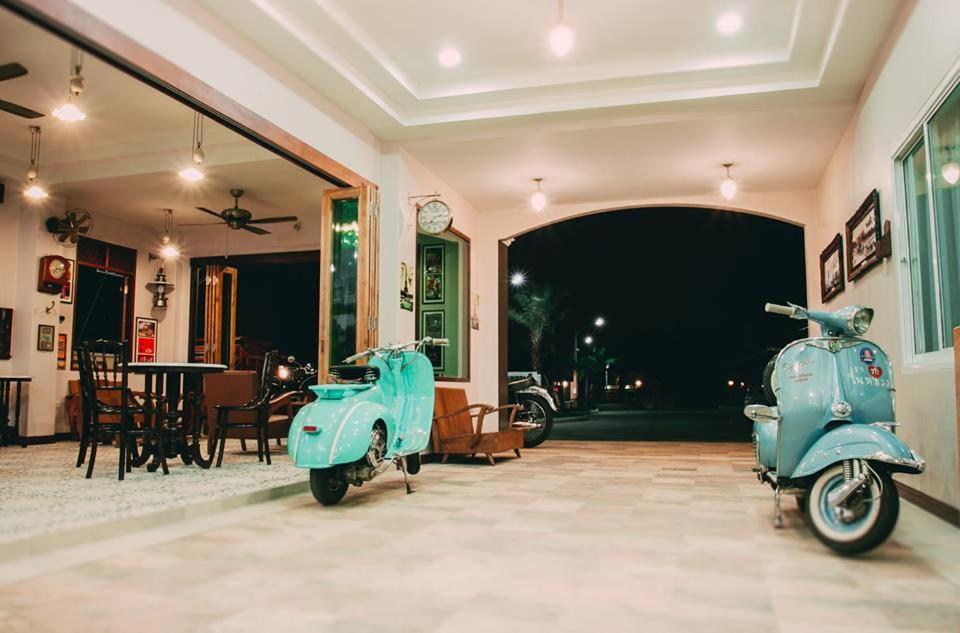 Aparthotel Baan Kiang Wang Phetchaburi Esterno foto